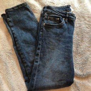 NWOT H&M Cropped Faded Skinny Jeans